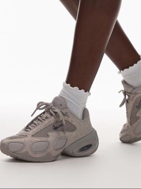 New Nike Air Max Muse SE 7.5 Beige Women 6 Men’s